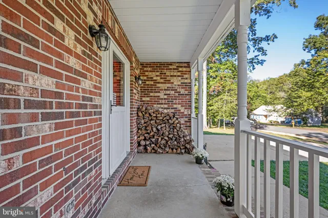 $599,000 | 4 Garfield Street, Stafford, VA 22556