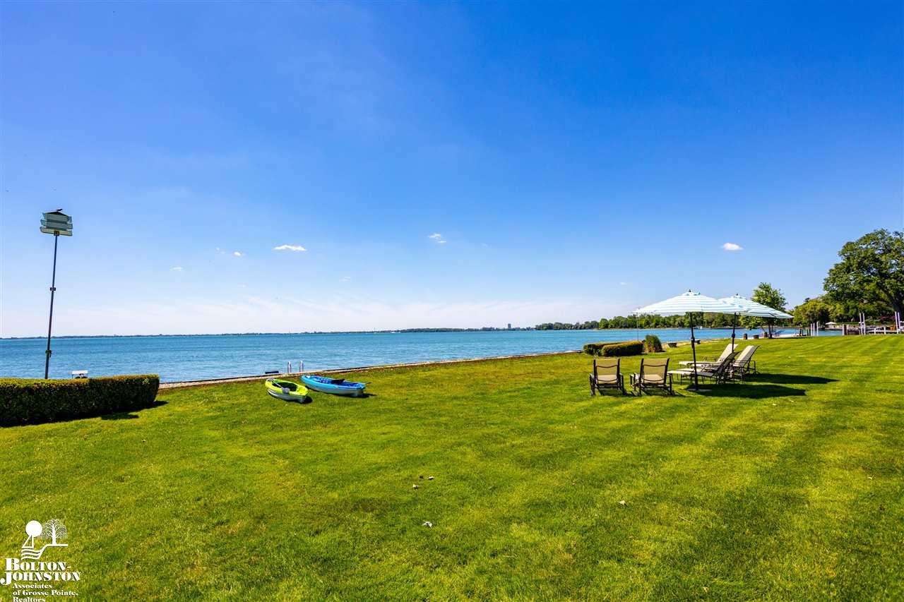 812 Bishop Road Grosse Pointe, MI 48230 - Photo 33 of 45