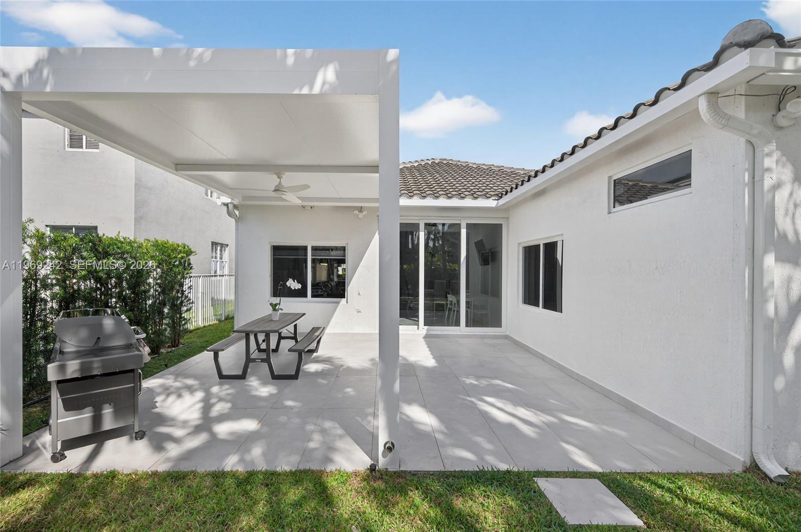 4115 Sabal Ridge Circle Weston, FL 33331 - Photo 23 of 43