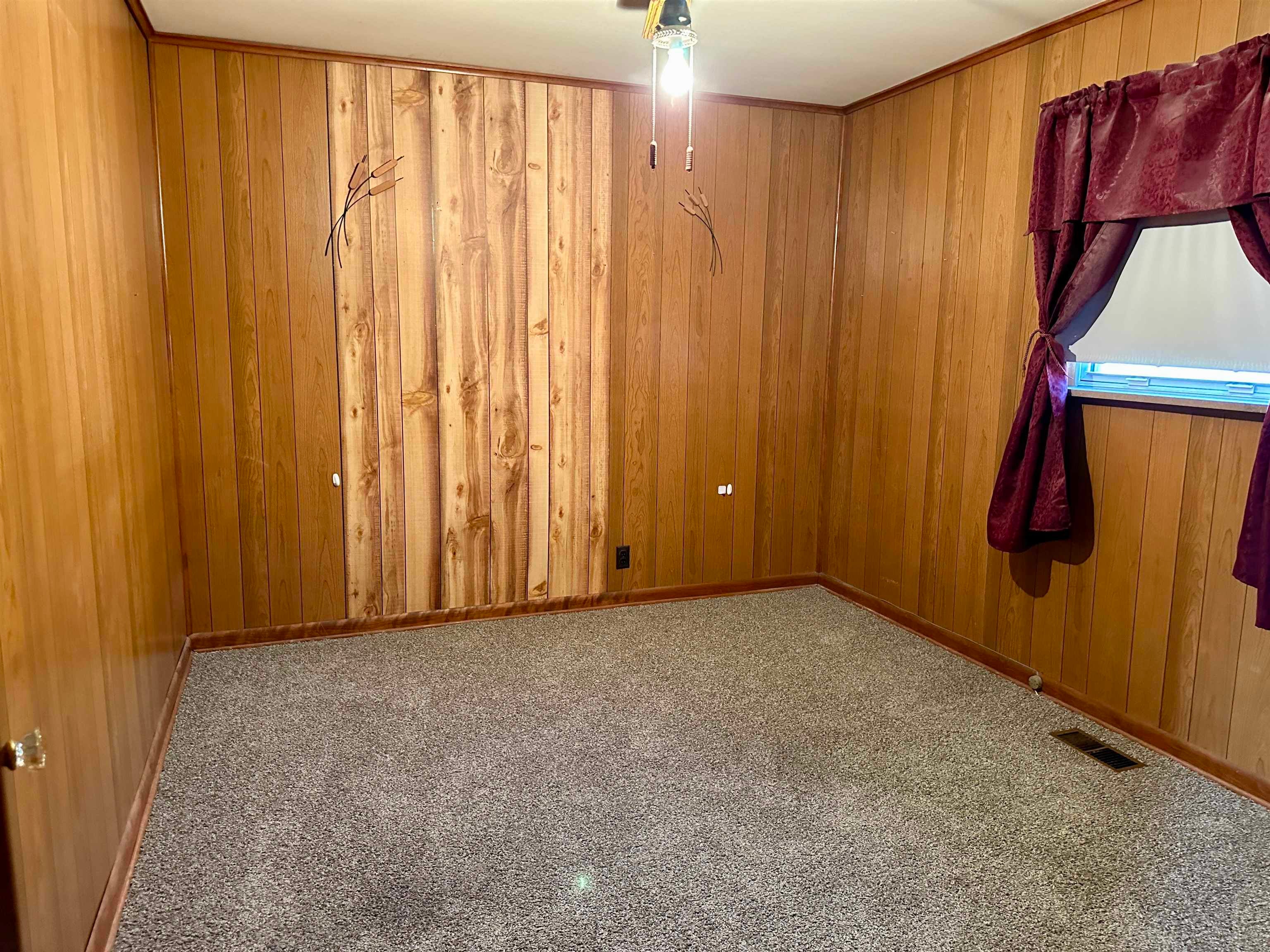449 Kane Street Milton, WV 25541 - Photo 15 of 18 Gallery Image 15