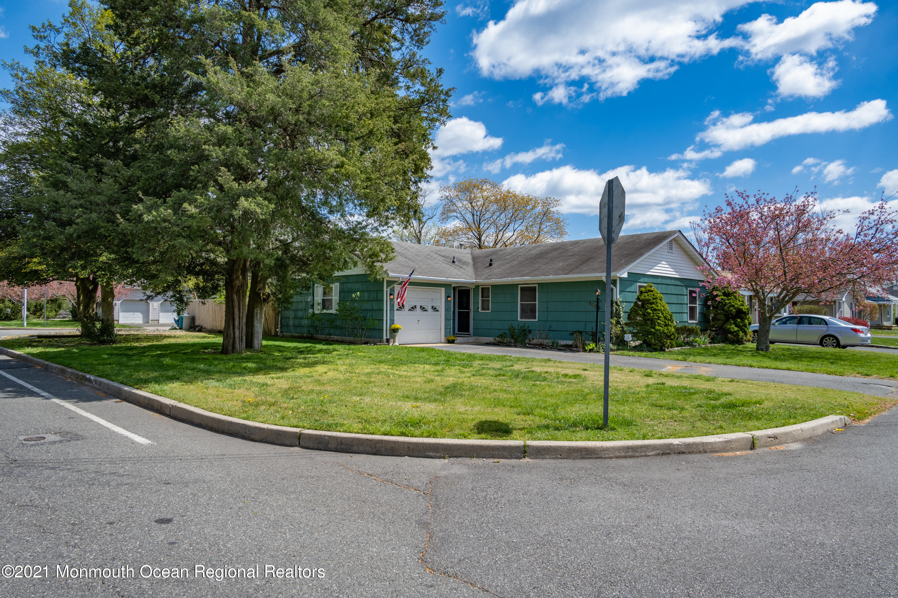 1536 Dorset Dock Road Point Pleasant, NJ 08742 - Photo 5 of 31 LAL-1640