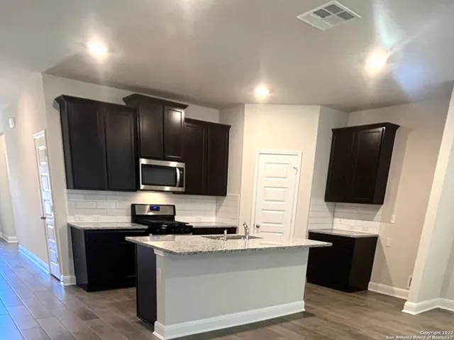 $2,300 | 29623 Copper Penny, Bulverde, TX 78163