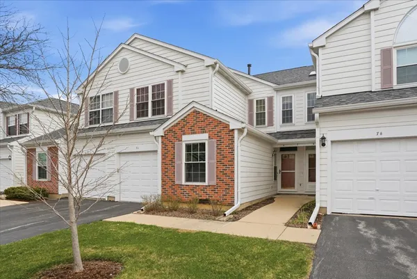 $279,900 | 7 Adams Court, Unit A, Streamwood, IL 60107
