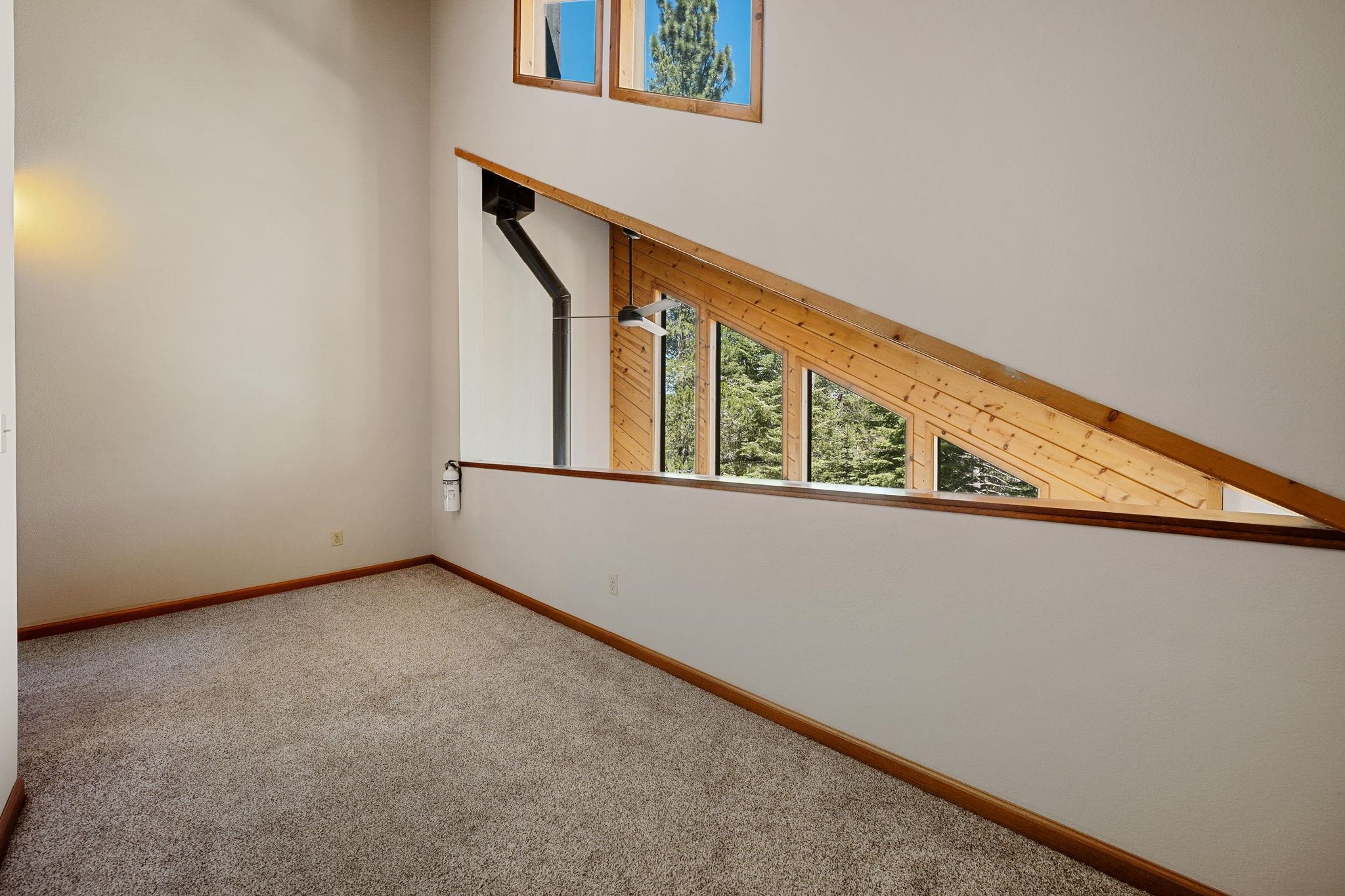 11443 Northwoods Boulevard, Unit B Truckee, CA 96161 - Photo 11 of 19