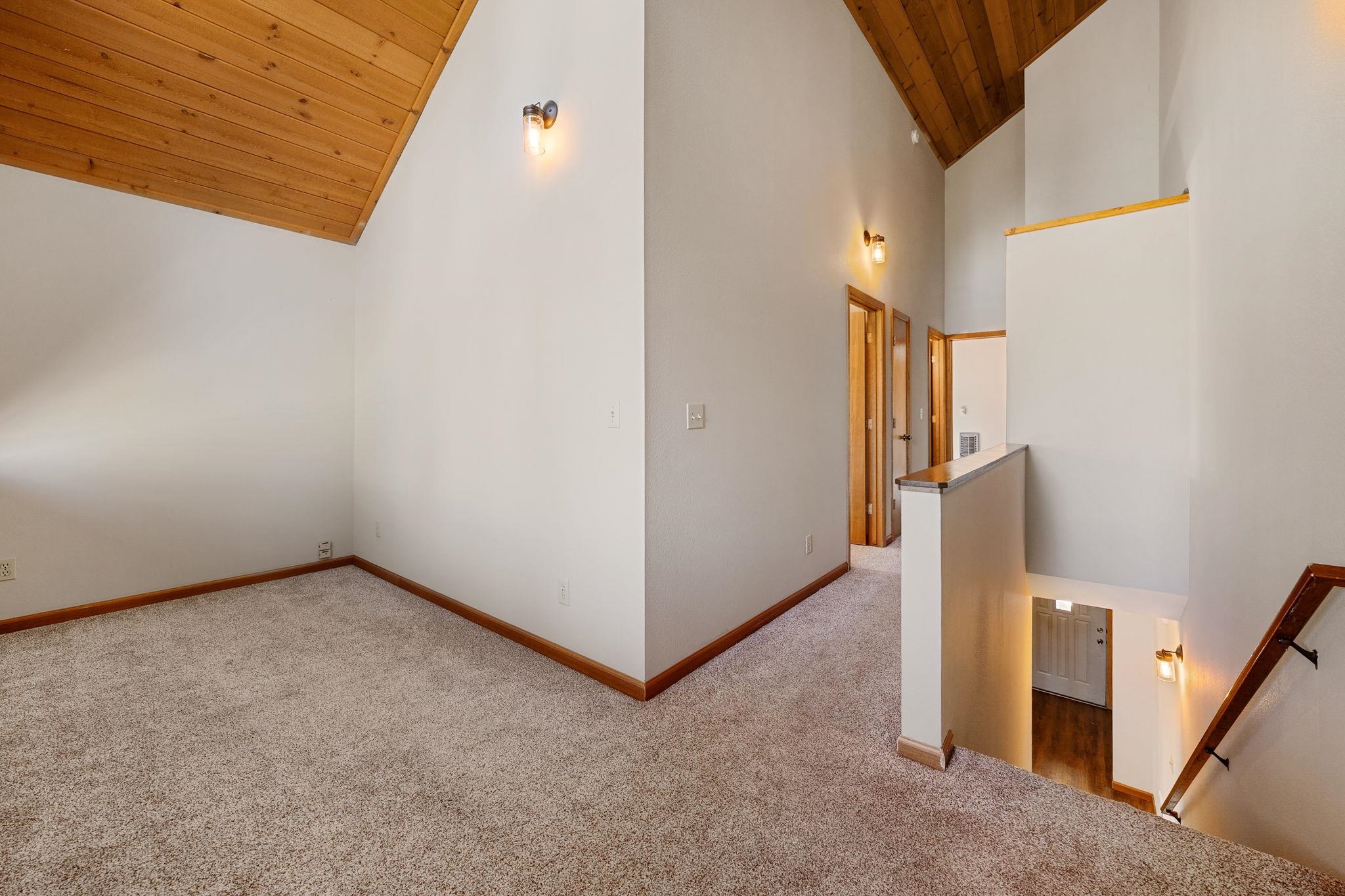 11443 Northwoods Boulevard, Unit B Truckee, CA 96161 - Photo 12 of 19