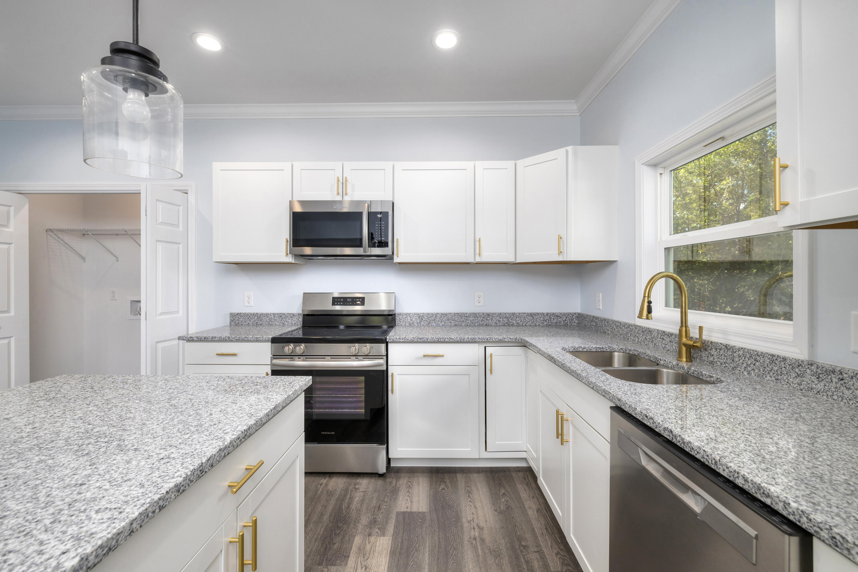 1229 Lemon Avenue Manning, SC 29102 - Photo 14 of 37 42