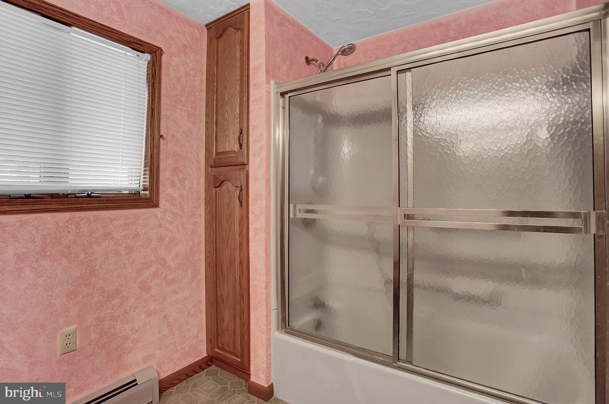 415 Butter Road York, PA 17404 - Photo 42 of 66 Tub/Shower