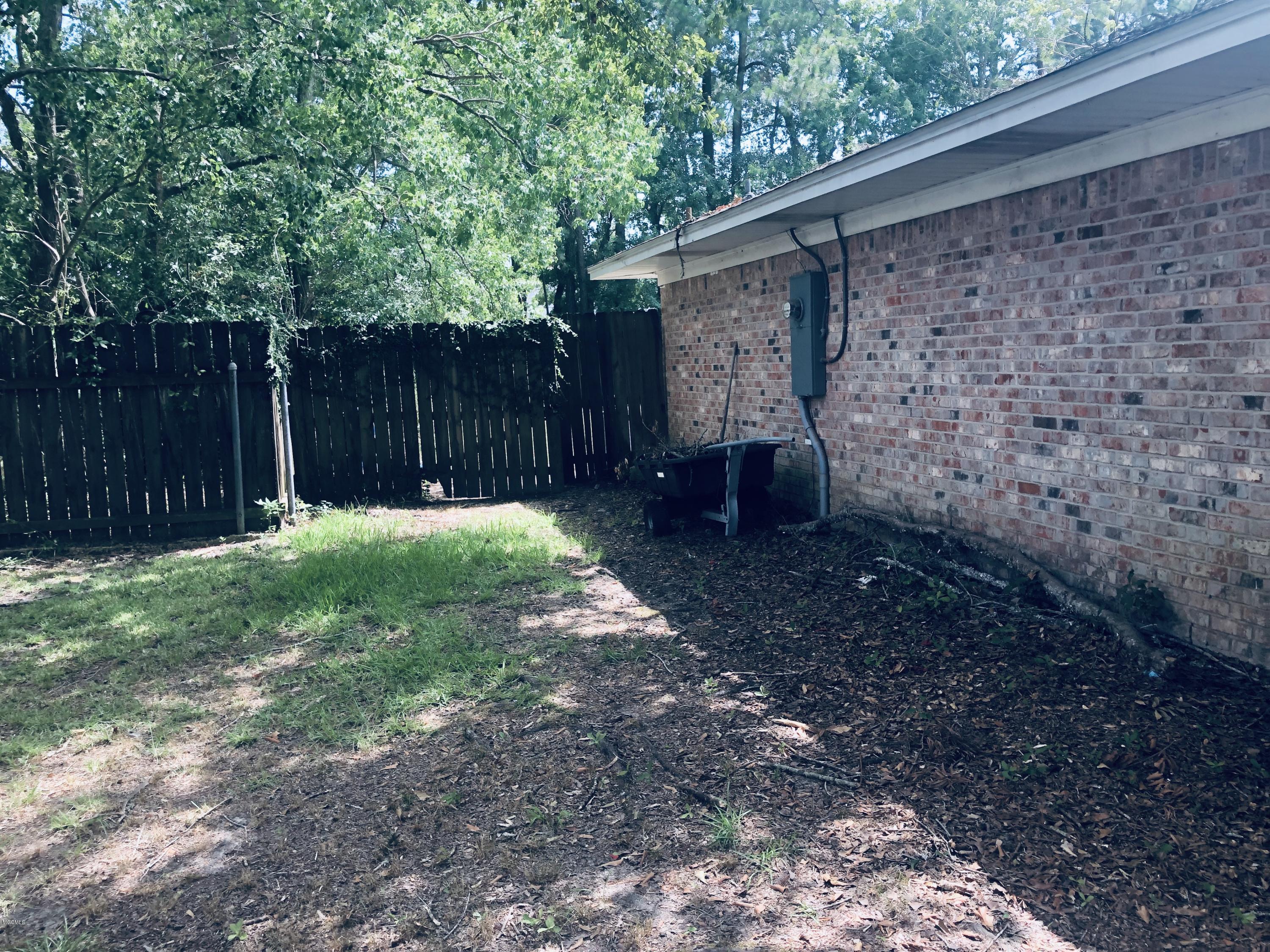 3234 Nottingham Road Ocean Springs, MS 39564 - Photo 21 of 24 F6A51370-5083-48D2-85AA-A19AC90B7472