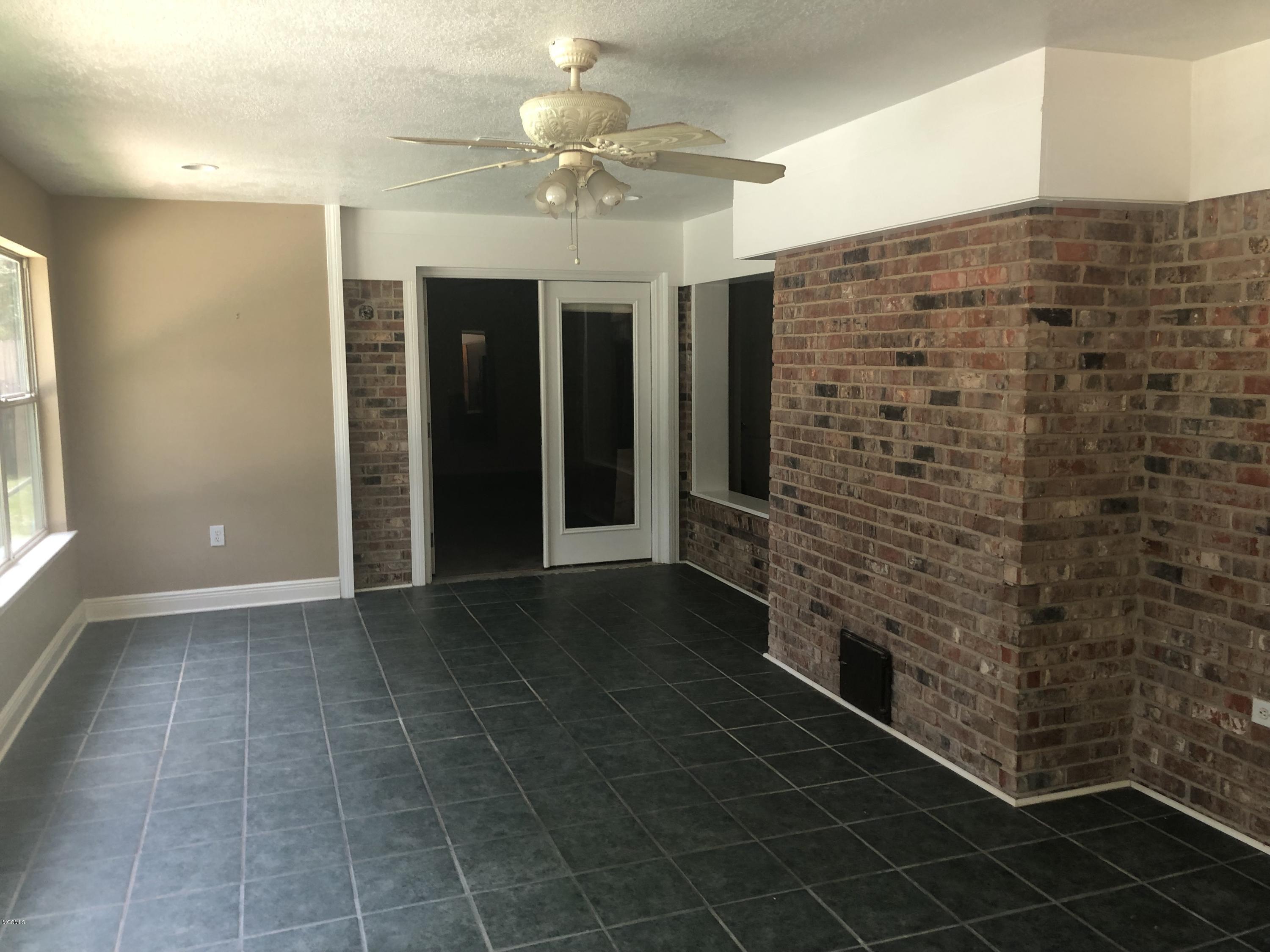3234 Nottingham Road Ocean Springs, MS 39564 - Photo 3 of 24 C7500F88-4A8C-470B-98DC-E9C0506C6A03