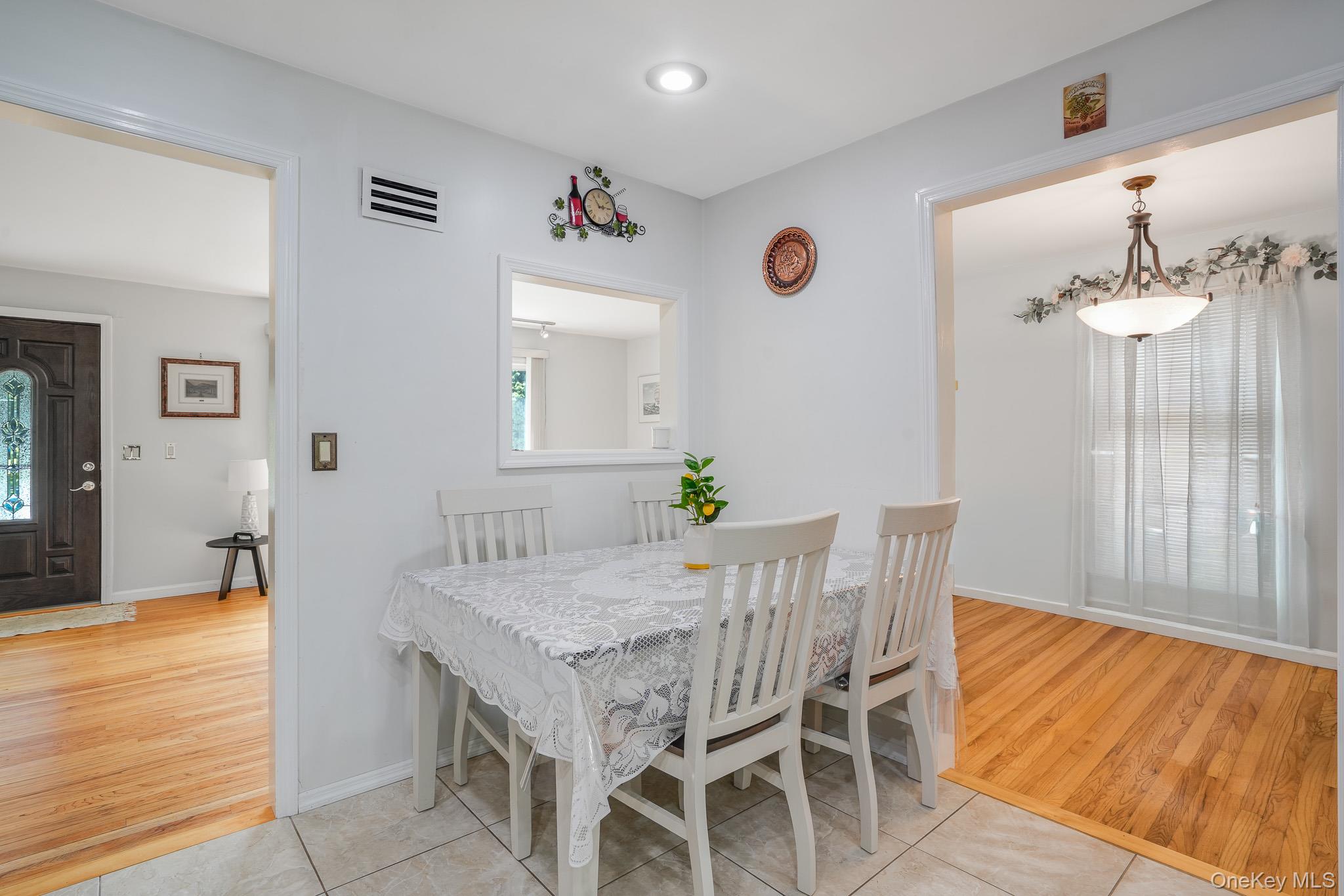 8 Hampton Road Poughkeepsie, NY 12603 - Photo 7 of 39 Gallery Image 7