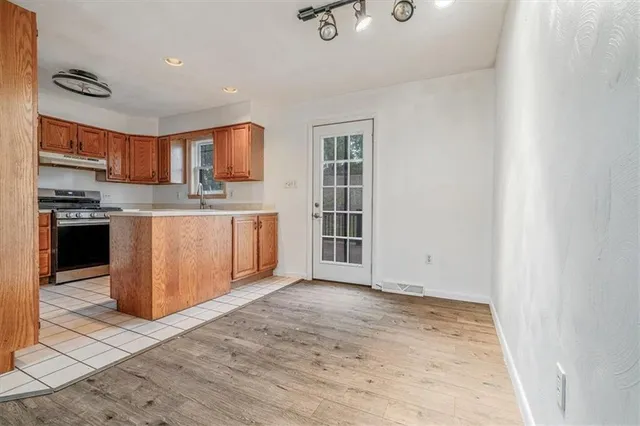 $180,000 | 384 Kenneth Drive, Rostraver Township, PA 15012