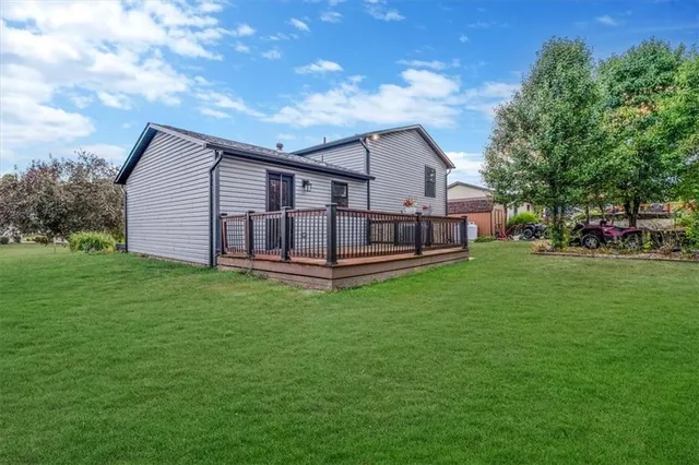 $180,000 | 384 Kenneth Drive, Rostraver Township, PA 15012