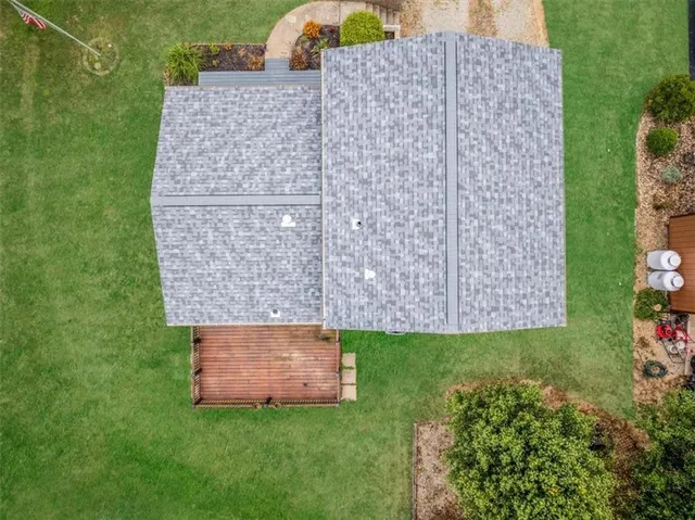 $180,000 | 384 Kenneth Drive, Rostraver Township, PA 15012