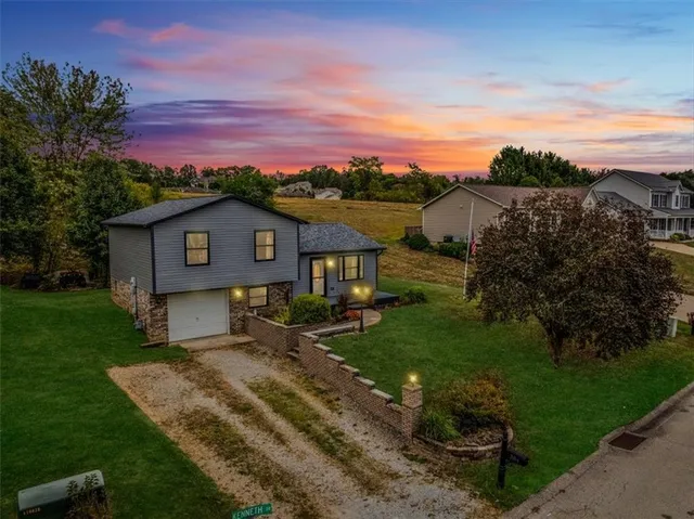 $180,000 | 384 Kenneth Drive, Rostraver Township, PA 15012