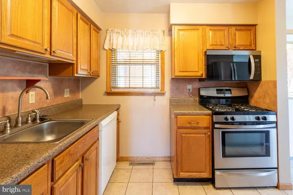 $209,101 | 1818 Bell Avenue, Altoona, PA 16602