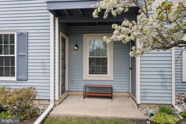 $284,900 | 227 Derry Hill Court, Mount Laurel, NJ 08054