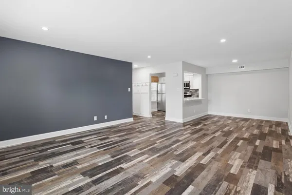 $284,900 | 227 Derry Hill Court, Mount Laurel, NJ 08054