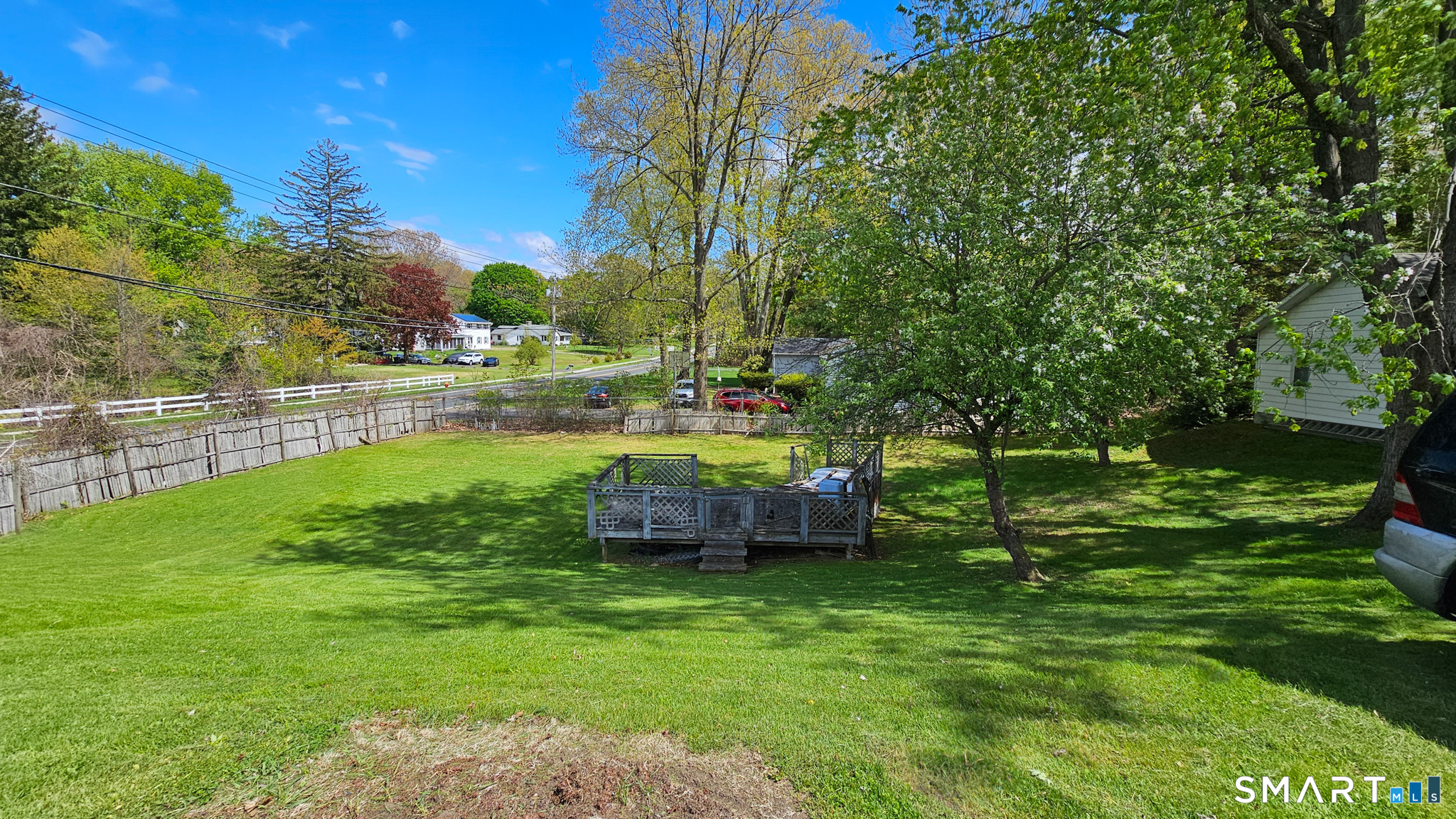 384 Long Hill Road South Windsor, CT 06074 - Photo 38 of 40 a garden view with a seating space