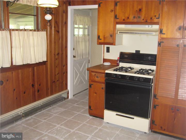 661 Rancocas Road Westampton, NJ 08060 - Photo 11 of 24 Kitchen
