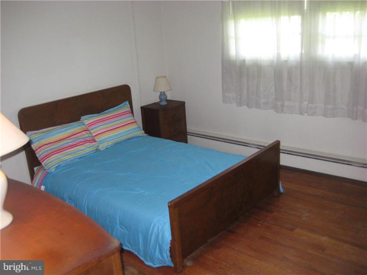 661 Rancocas Road Westampton, NJ 08060 - Photo 15 of 24 Bedroom - Main