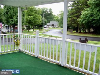 109 Harrow Road Levittown, PA 19056 - Photo 2 of 12 Exterior Front