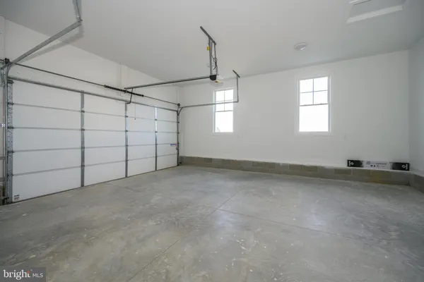 a view of a garage