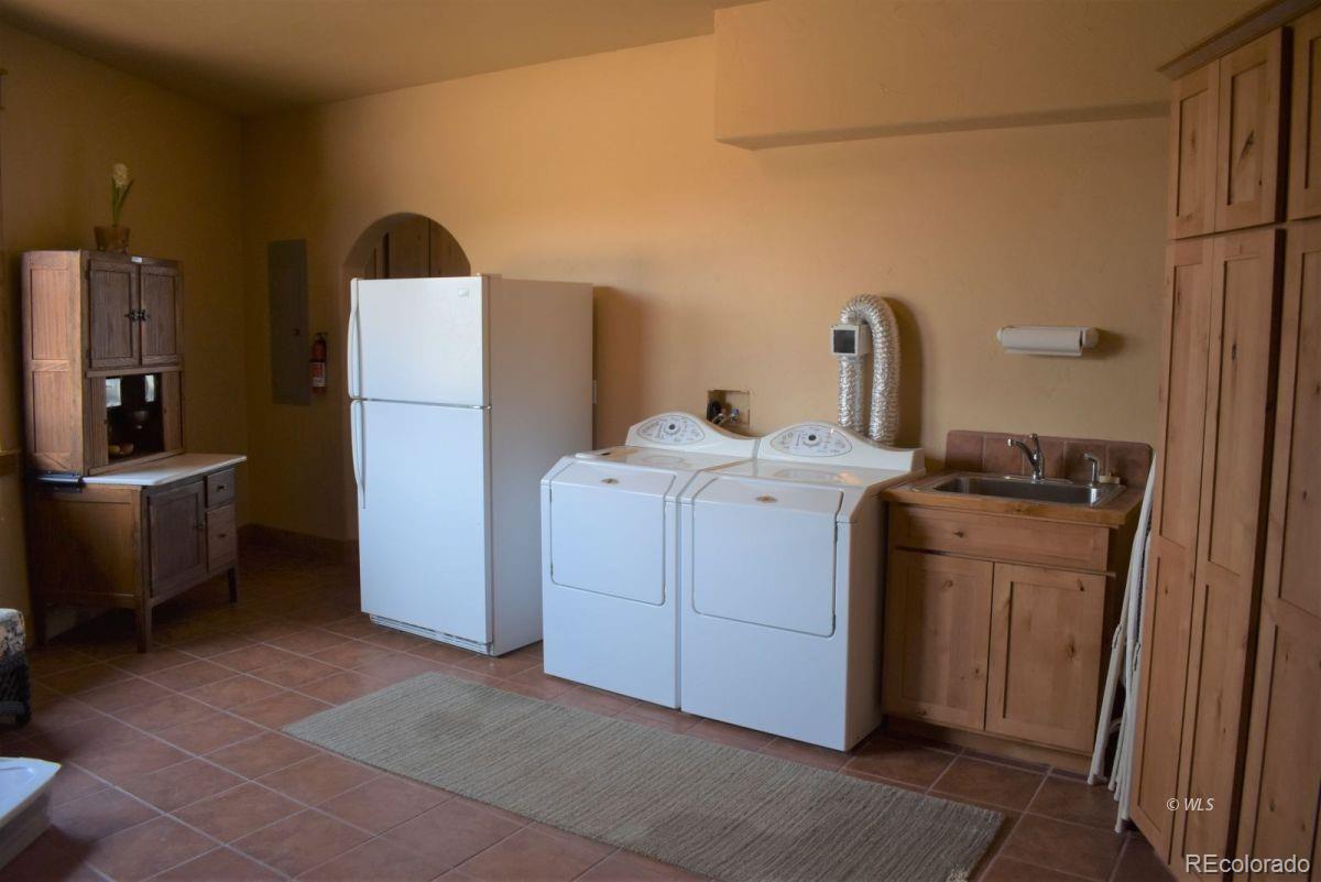 114 Round Up Road Westcliffe, CO 81252 - Photo 21 of 33 Gallery Image 21