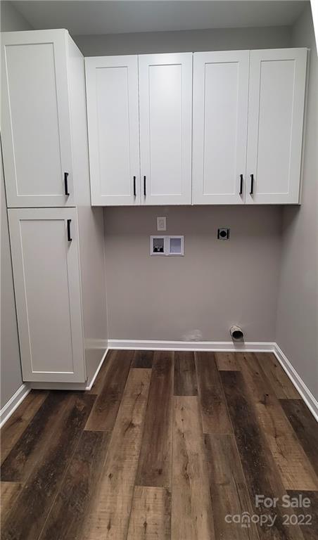 152 Eagles Landing Morganton, NC 28655 - Photo 11 of 27 a view of an empty room with a window