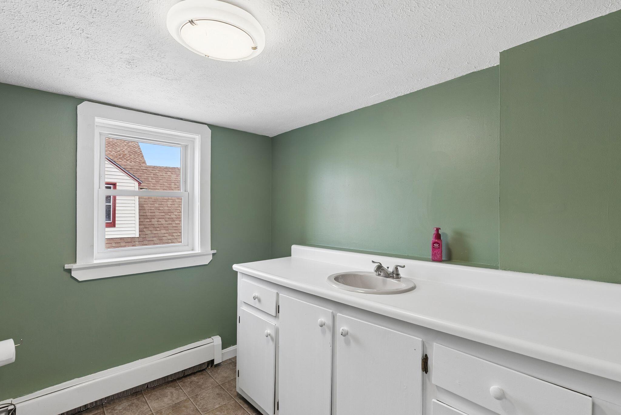 20 Green Street Biddeford, ME 04005 - Photo 17 of 41 18_DSC06438