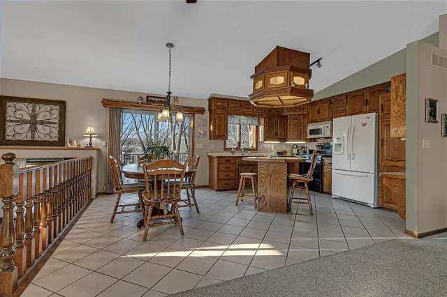 $625,000 | 34293 County Road 4, St. Joseph, MN 56374