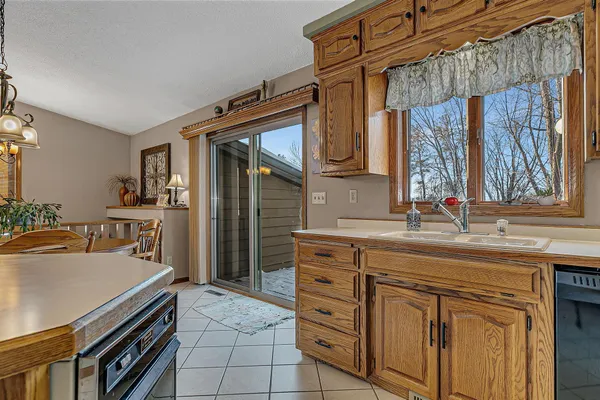 $599,900 | 34293 County Road 4, St. Joseph, MN 56374