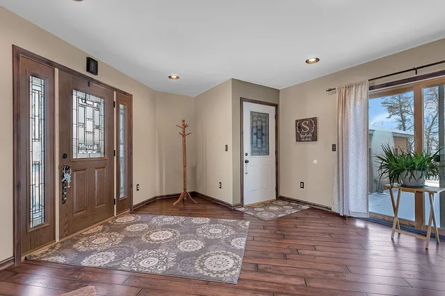 $625,000 | 34293 County Road 4, St. Joseph, MN 56374