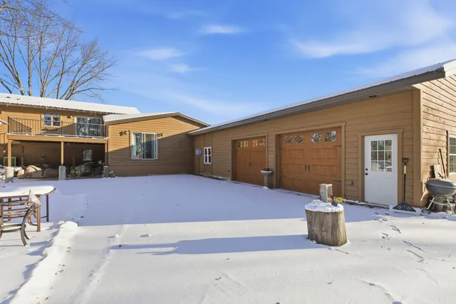 $625,000 | 34293 County Road 4, St. Joseph, MN 56374