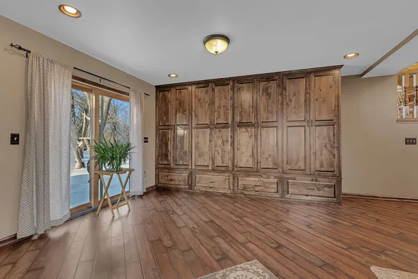 $599,900 | 34293 County Road 4, St. Joseph, MN 56374