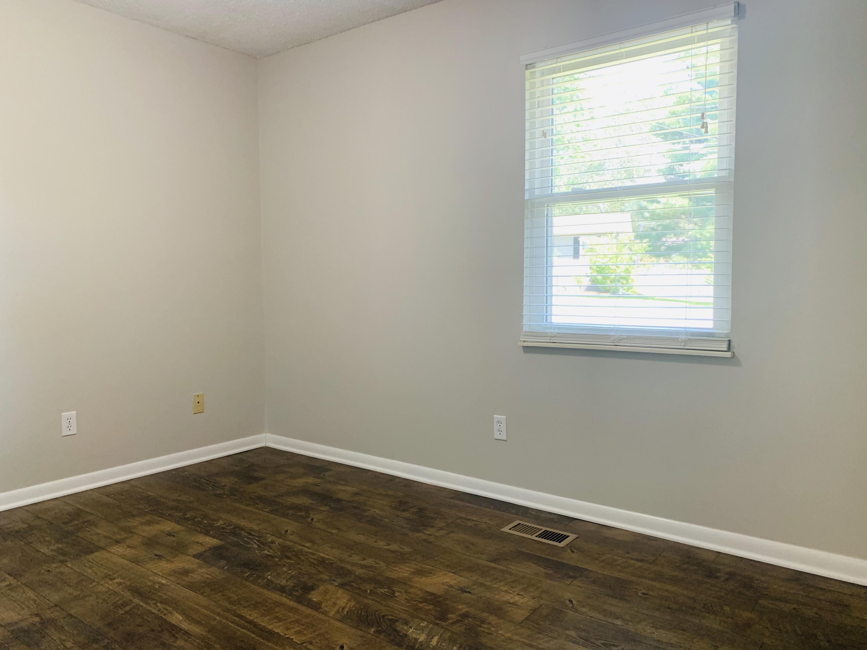 611 Worcester Road Knoxville, TN 37934 - Photo 16 of 35 Bedroom 2