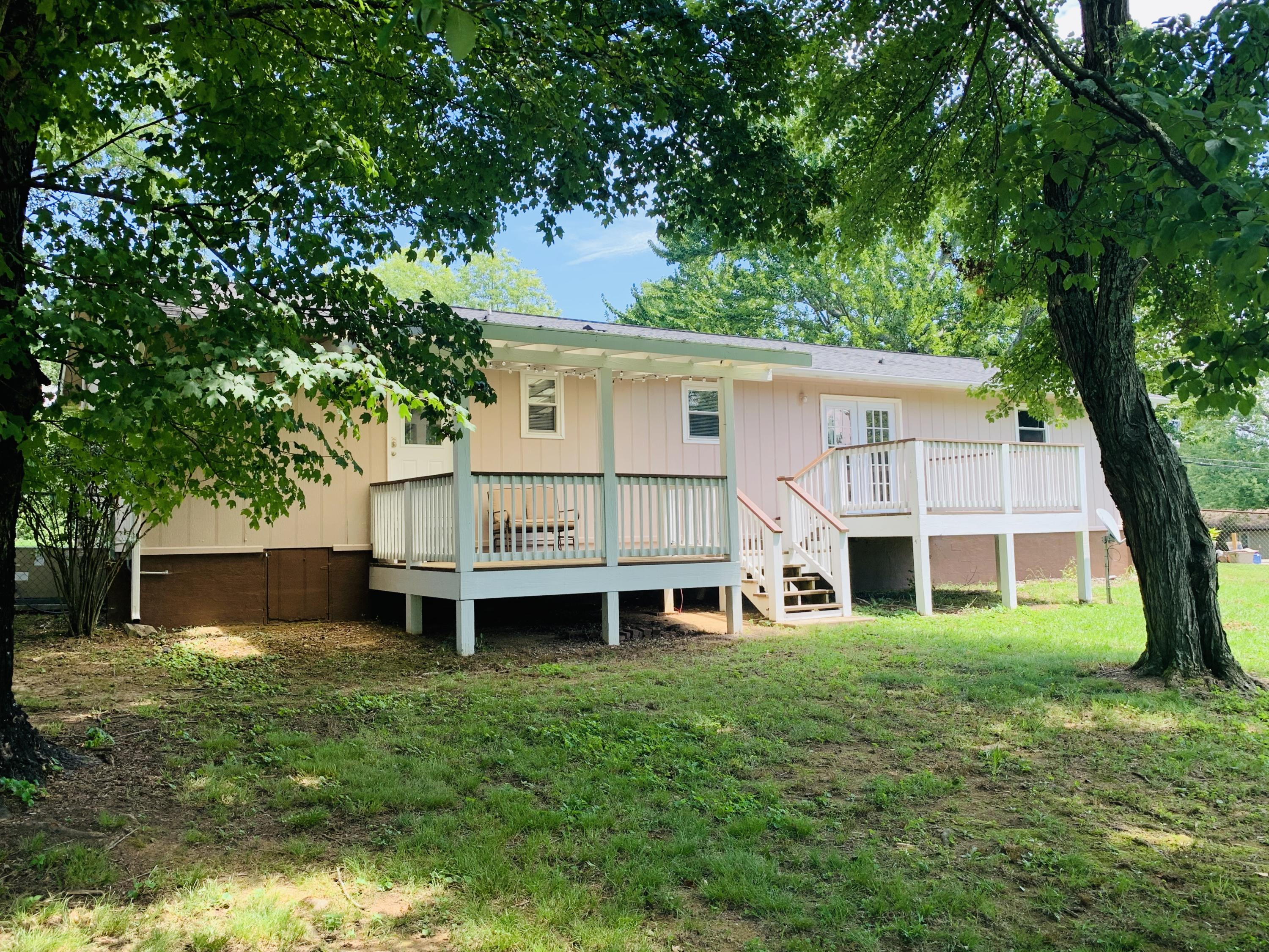 611 Worcester Road Knoxville, TN 37934 - Photo 32 of 35 Back Of House