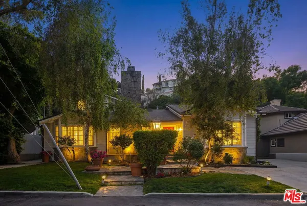 $3,498,000 | 3833 Goodland Avenue, Studio City, CA 91604