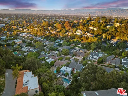 $3,498,000 | 3833 Goodland Avenue, Studio City, CA 91604