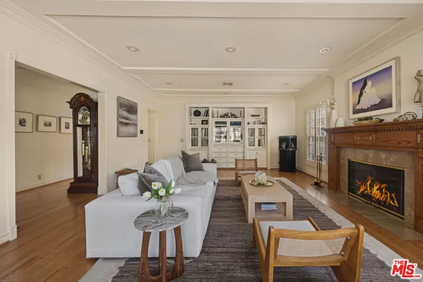 $3,498,000 | 3833 Goodland Avenue, Studio City, CA 91604