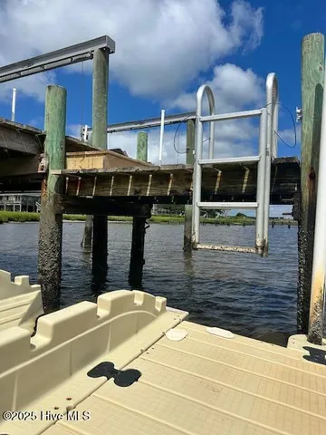 $675,000 | 209 Shore Road, Newport, NC 28570