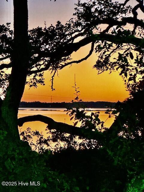 209 Shore Road Newport, NC 28570 - Photo 10 of 61 IMG_5260