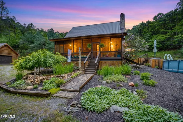 $669,000 | 556 Underwood Springs Branch Road, Bluff City, TN 37618