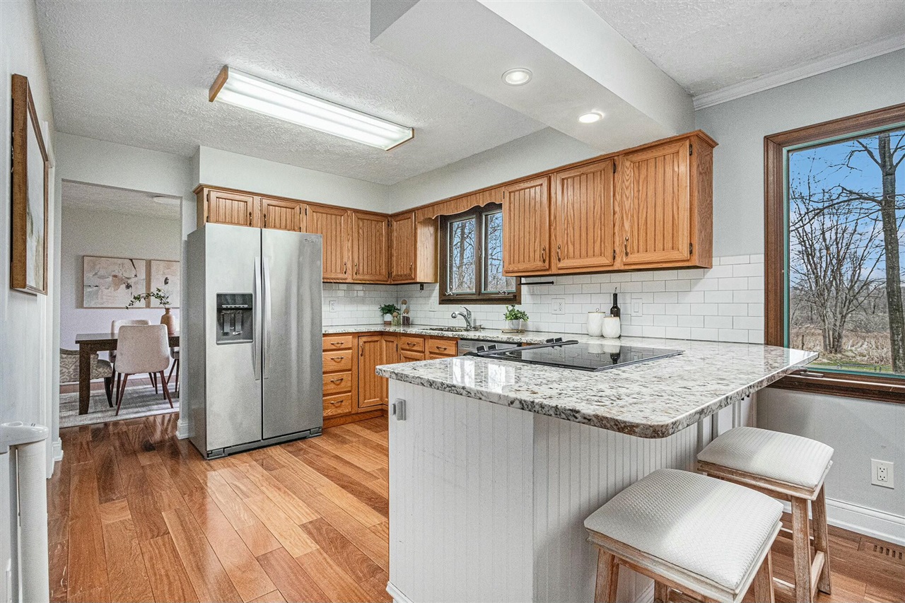 2569 Ridgewood Trail Berrien Springs, MI 49103 - Photo 11 of 31