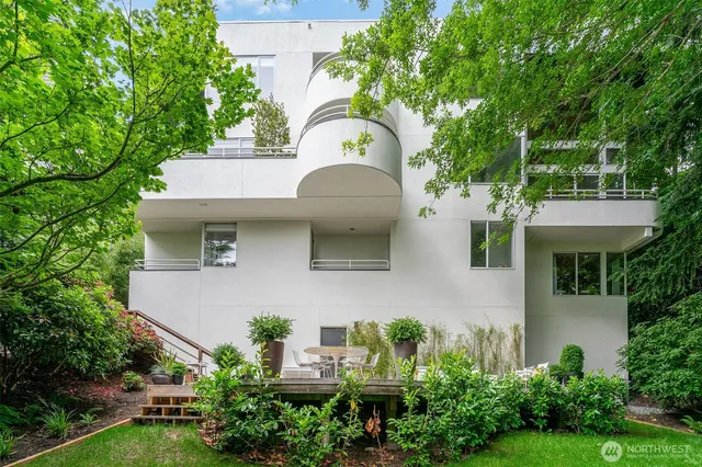 $7,500 | 3501 East Terrace Street, Seattle, WA 98122