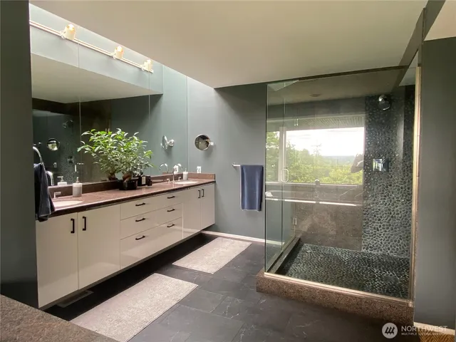 $7,500 | 3501 East Terrace Street, Seattle, WA 98122