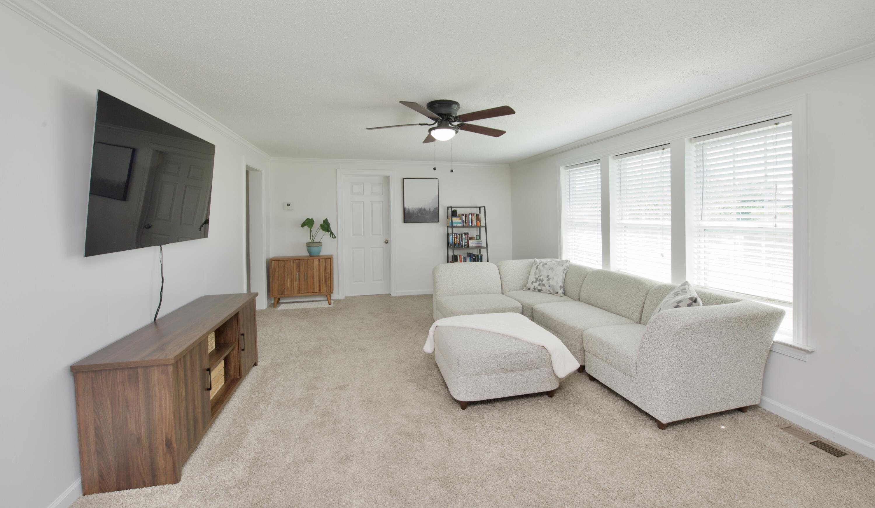 2242 Broomfield Road Southeast Cleveland, TN 37323 - Photo 11 of 37 DSC_2367