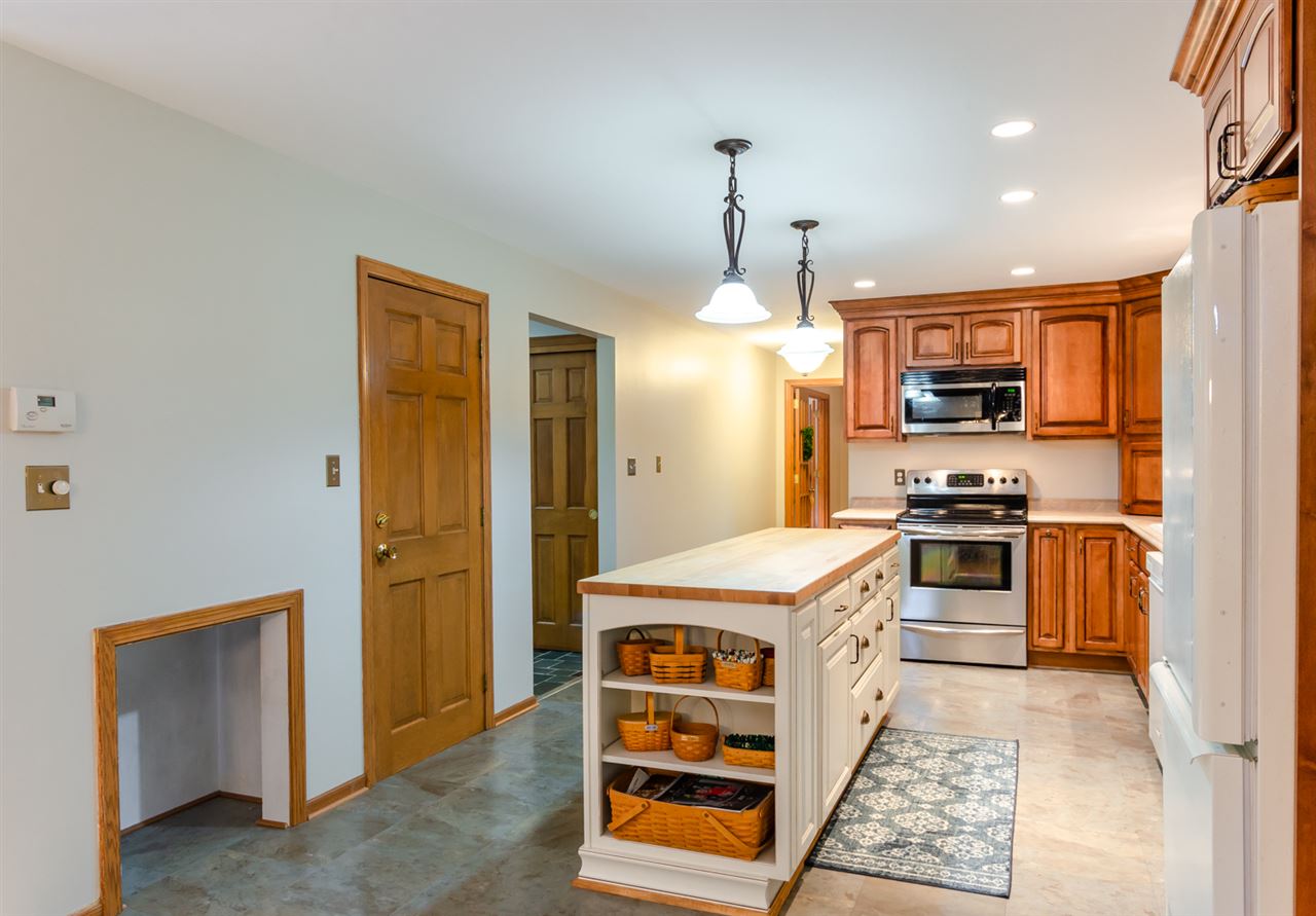 24 Dahl Road Merrimack, NH 03054 - Photo 11 of 40