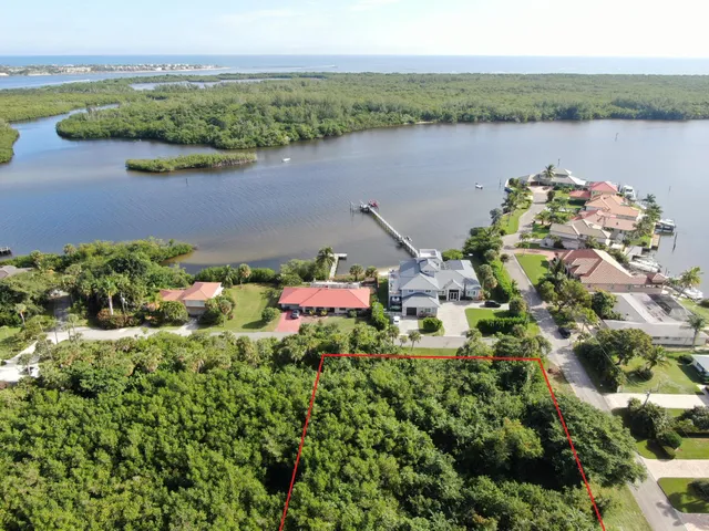 $275,000 | 4200 Southeast Peterson Lane, Stuart, FL 34997