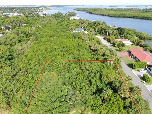 $275,000 | 4200 Southeast Peterson Lane, Stuart, FL 34997