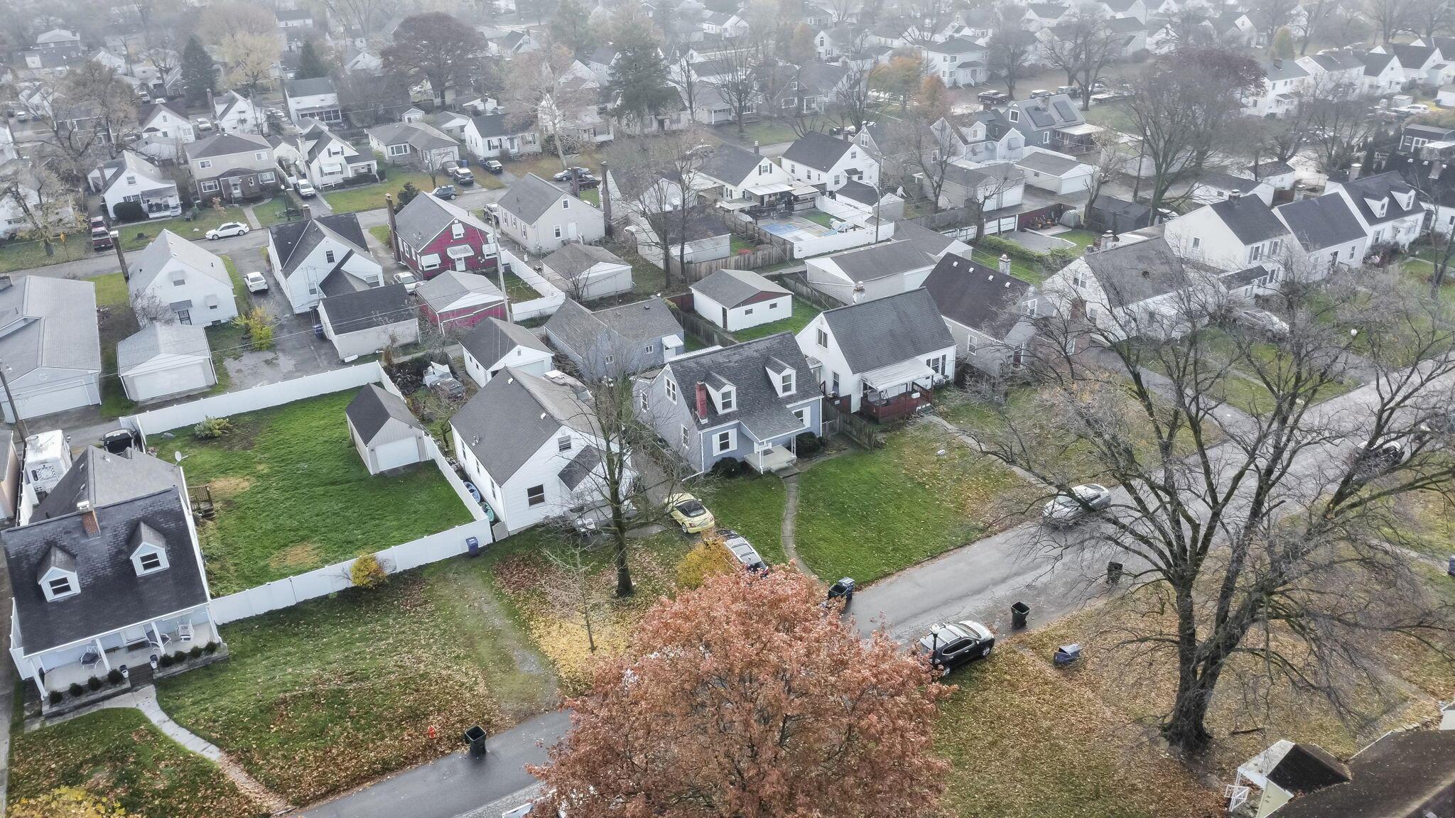 814 Chestershire Road Columbus, OH 43204 - Photo 40 of 51 40-web-or-mls-814-chestershire-rd